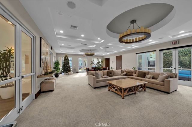 5450 Strand 202, Hawthorne, CA 90250