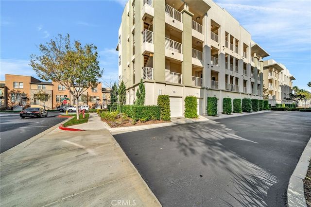 5450 Strand 202, Hawthorne, CA 90250