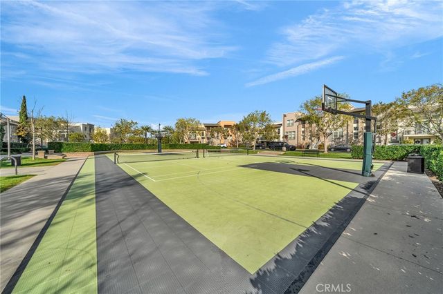 5450 Strand 202, Hawthorne, CA 90250