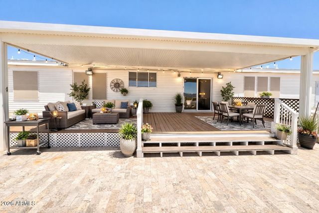 23851 W TETHER Trail, Wittmann, AZ 85361