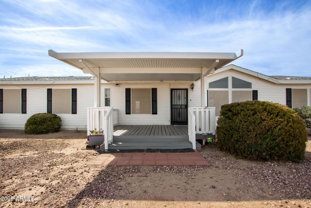 23851 W TETHER Trail, Wittmann, AZ 85361