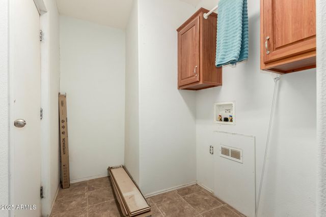 23851 W TETHER Trail, Wittmann, AZ 85361