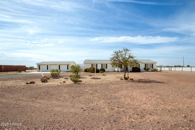23851 W TETHER Trail, Wittmann, AZ 85361