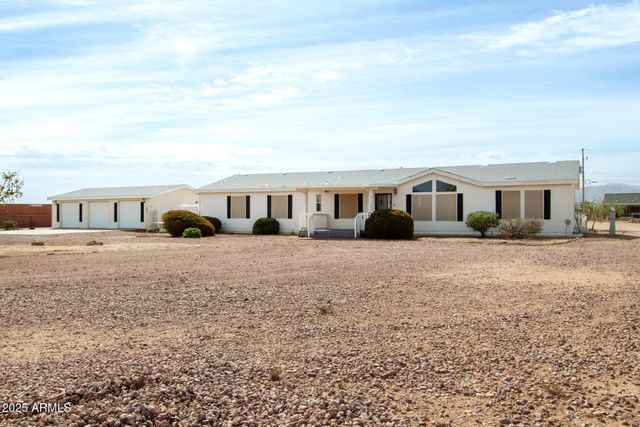 23851 W TETHER Trail, Wittmann, AZ 85361