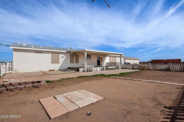 23851 W TETHER Trail, Wittmann, AZ 85361