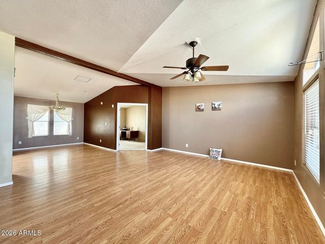 23851 W TETHER Trail, Wittmann, AZ 85361