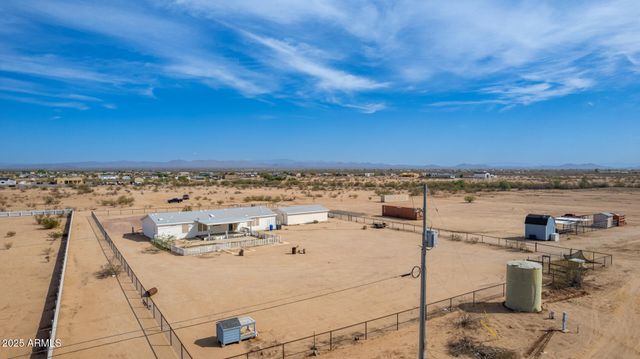 23851 W TETHER Trail, Wittmann, AZ 85361