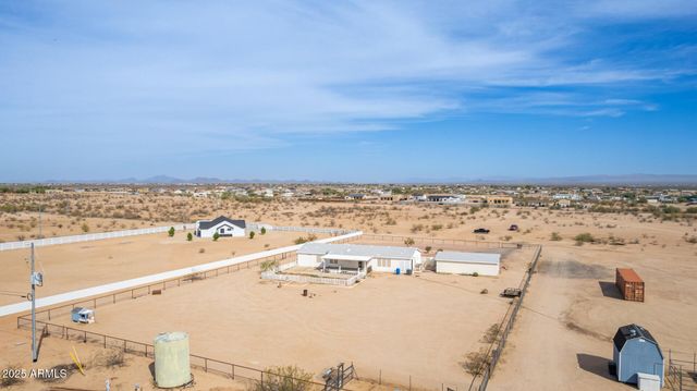 23851 W TETHER Trail, Wittmann, AZ 85361