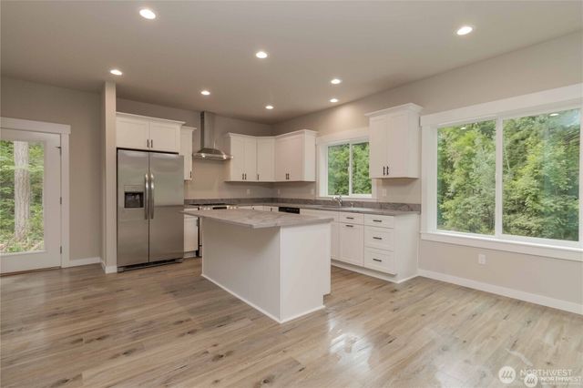 21649 Clear Lake Boulevard SE, Yelm, WA 98597
