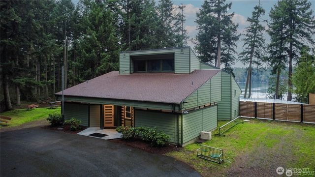 21649 Clear Lake Boulevard SE, Yelm, WA 98597