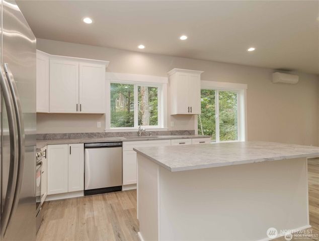 21649 Clear Lake Boulevard SE, Yelm, WA 98597