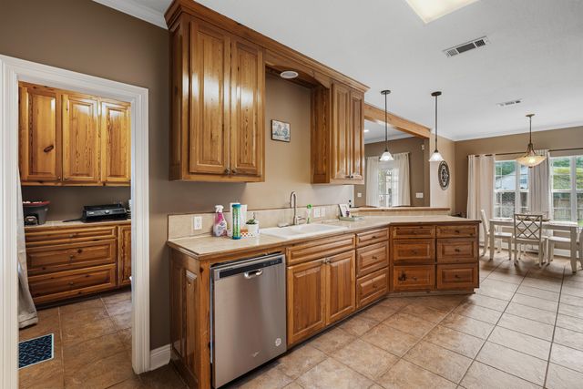 200 Poplar St., Sumrall, MS 39482