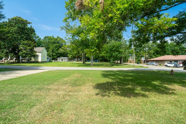 200 Poplar St., Sumrall, MS 39482