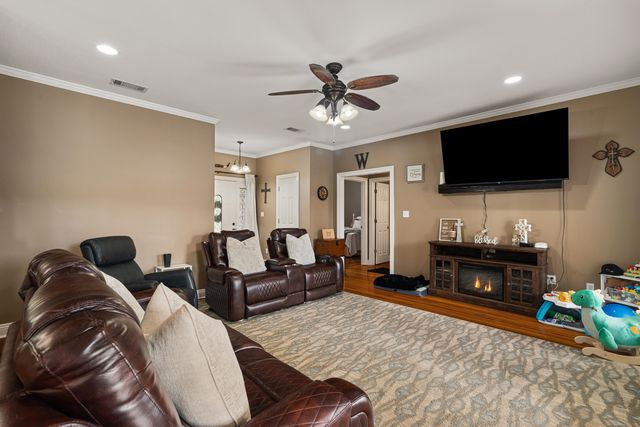200 Poplar St., Sumrall, MS 39482