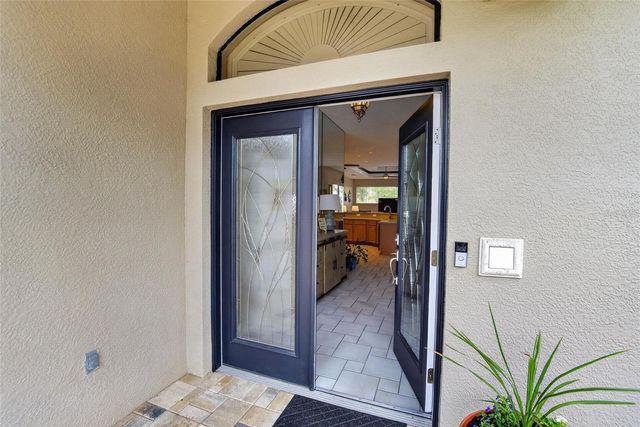 2804 CLUBHOUSE DRIVE, Plant City, FL 33566