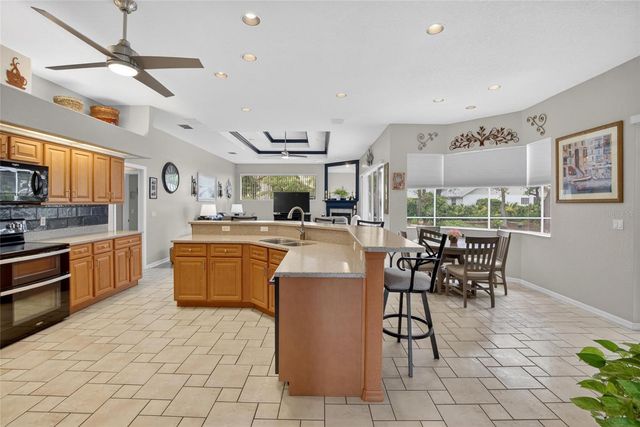 2804 CLUBHOUSE DRIVE, Plant City, FL 33566