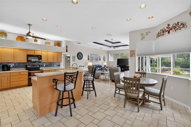 2804 CLUBHOUSE DRIVE, Plant City, FL 33566