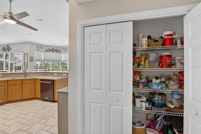 2804 CLUBHOUSE DRIVE, Plant City, FL 33566