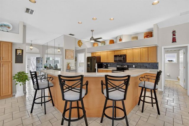 2804 CLUBHOUSE DRIVE, Plant City, FL 33566