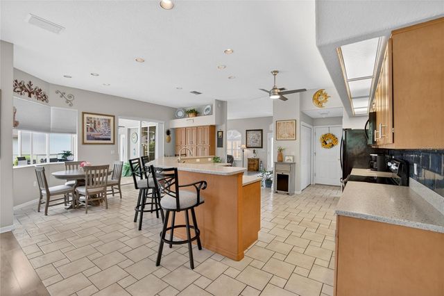 2804 CLUBHOUSE DRIVE, Plant City, FL 33566