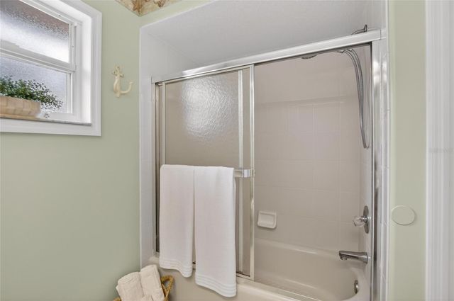 2804 CLUBHOUSE DRIVE, Plant City, FL 33566