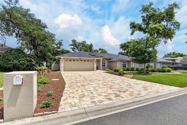 2804 CLUBHOUSE DRIVE, Plant City, FL 33566