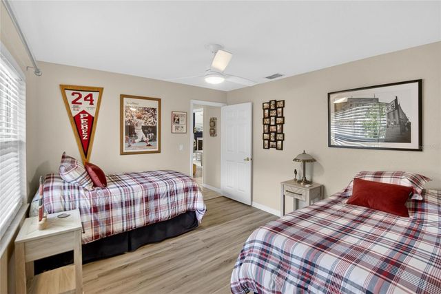 2804 CLUBHOUSE DRIVE, Plant City, FL 33566