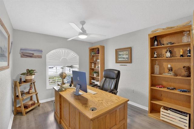 2804 CLUBHOUSE DRIVE, Plant City, FL 33566