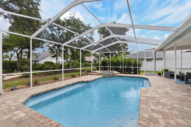 2804 CLUBHOUSE DRIVE, Plant City, FL 33566