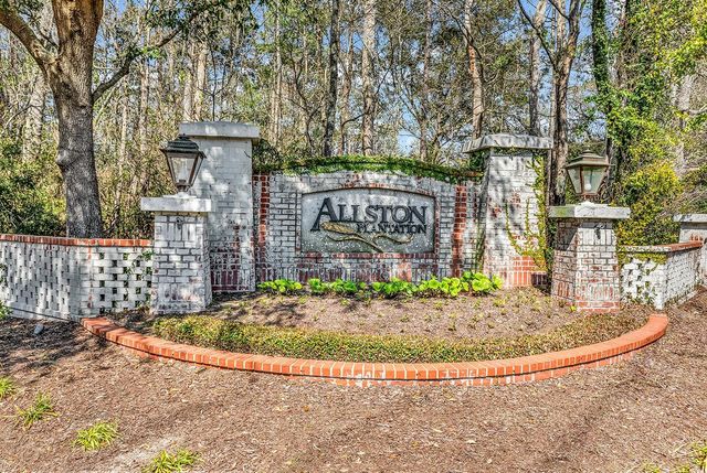 486 Camden Circle, Pawleys Island, SC 29585