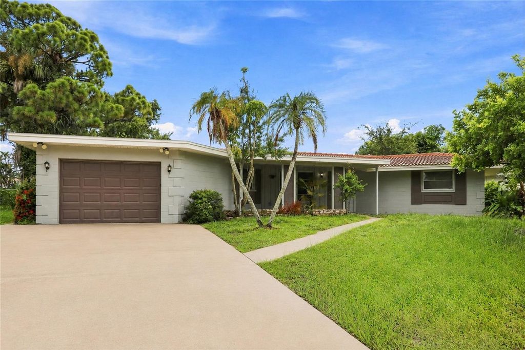 131 DEGAS DRIVE, Nokomis, FL 34275