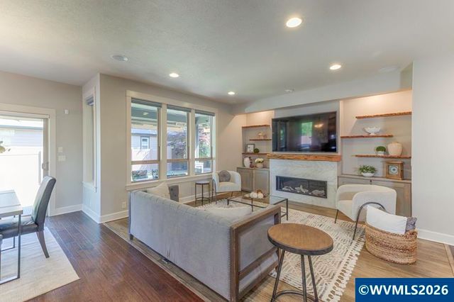 2401 Egret Av SE, Salem, OR 97302