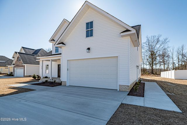 3267 School View Drive, Farmville, NC 27828