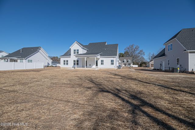 3267 School View Drive, Farmville, NC 27828