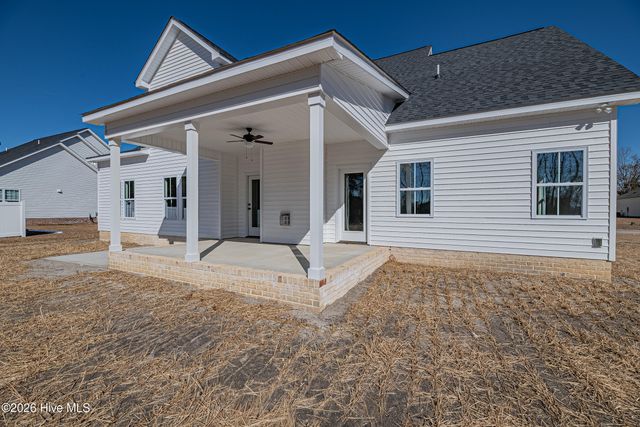 3267 School View Drive, Farmville, NC 27828