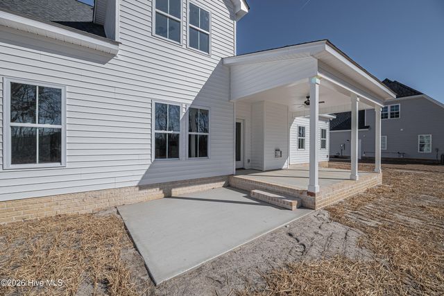 3267 School View Drive, Farmville, NC 27828