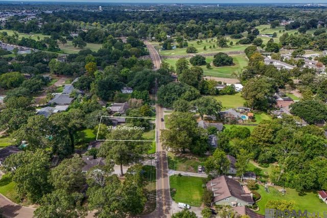 5716 College Dr, Baton Rouge, LA 70806