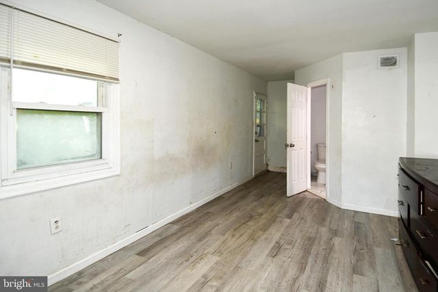 712 1ST ST, Rockville, MD 20851