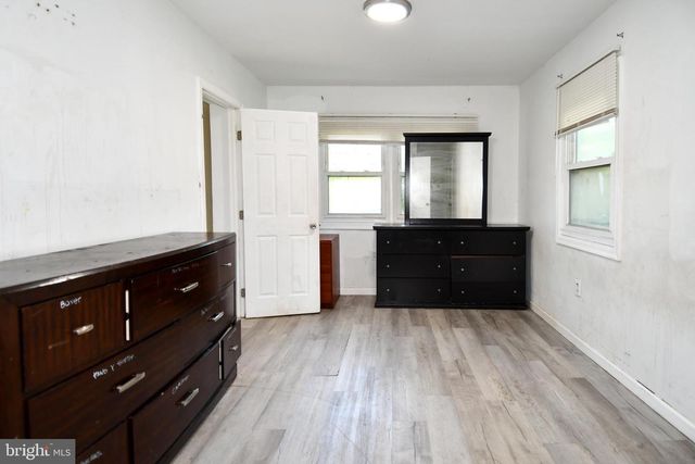 712 1ST ST, Rockville, MD 20851
