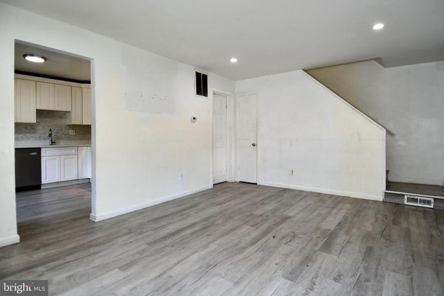 712 1ST ST, Rockville, MD 20851