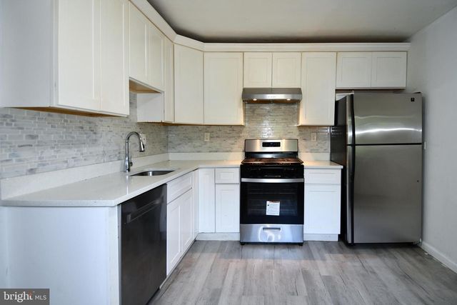 712 1ST ST, Rockville, MD 20851