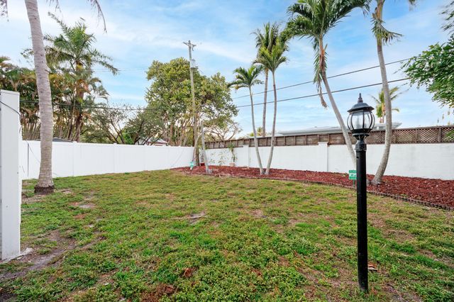 413 SE 16th Street 4, Fort Lauderdale, FL 33316