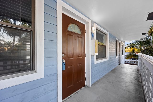 413 SE 16th Street 4, Fort Lauderdale, FL 33316