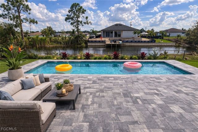 1316 NE 33rd ST, Cape Coral, FL 33909