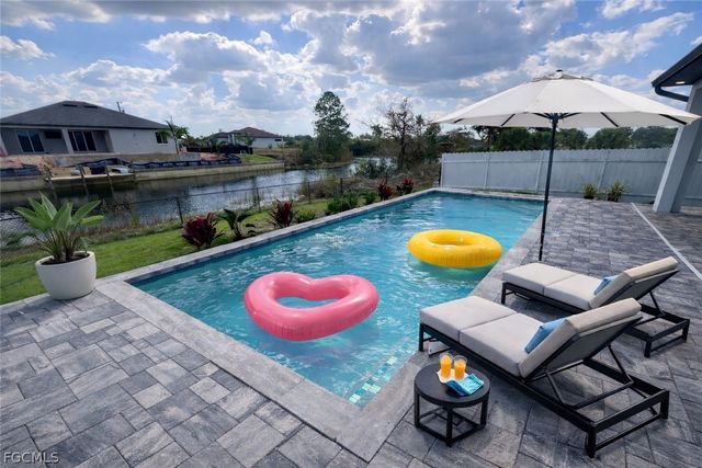 1316 NE 33rd ST, Cape Coral, FL 33909