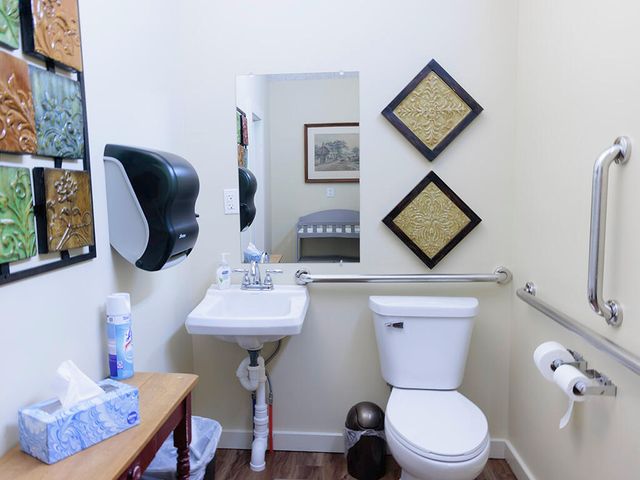 208 W Erie Street, Albion, MI 49224