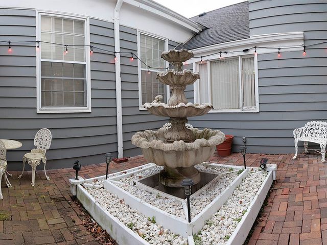 208 W Erie Street, Albion, MI 49224