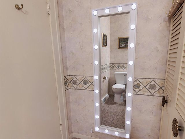 208 W Erie Street, Albion, MI 49224