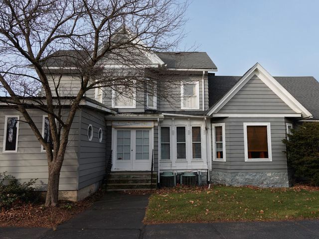 208 W Erie Street, Albion, MI 49224