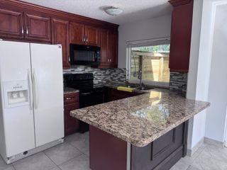 3004 NW 4TH Terrace 4-141, Pompano Beach, FL 33064